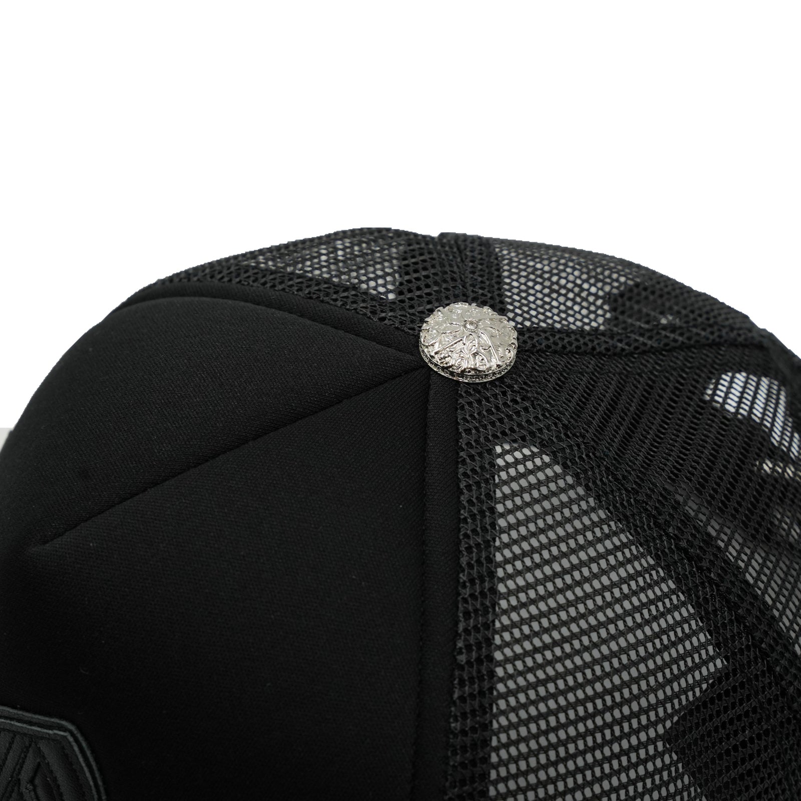3ONE BLACK/BLACK curved brim — studio photograph DSC00239