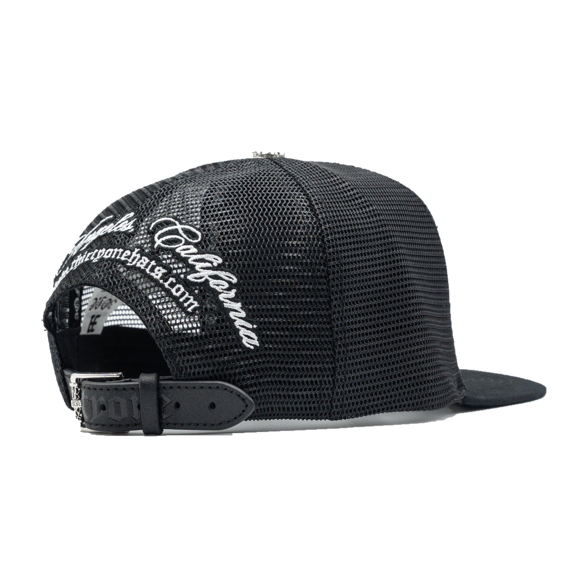 3ONE BLACK/WHITE flat brim — studio photograph DSC00131