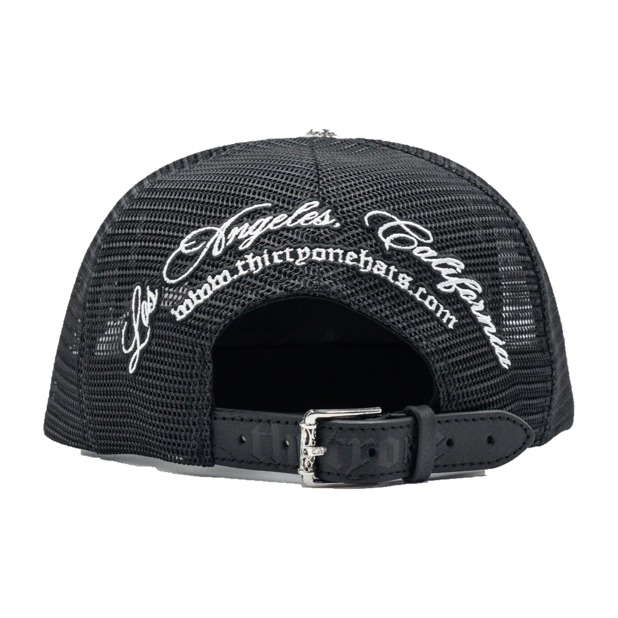 3ONE BLACK/WHITE flat brim — studio photograph DSC00136